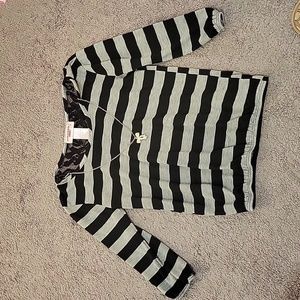 Extremely Me! Black and Gray Top